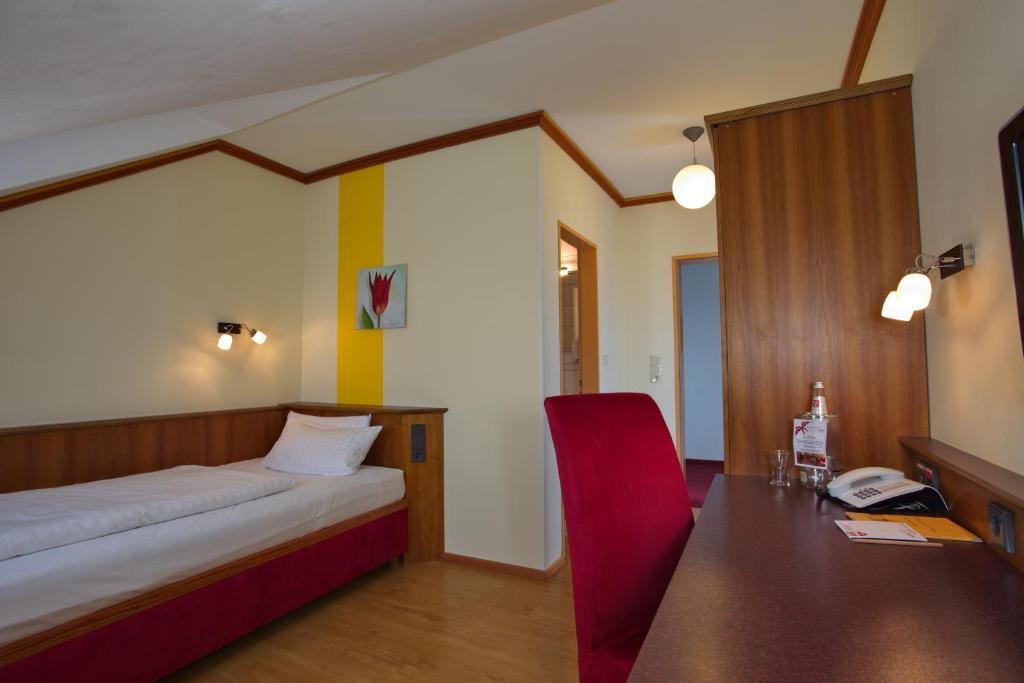 Hotel Deutsches Haus Hammelburg Ruang foto