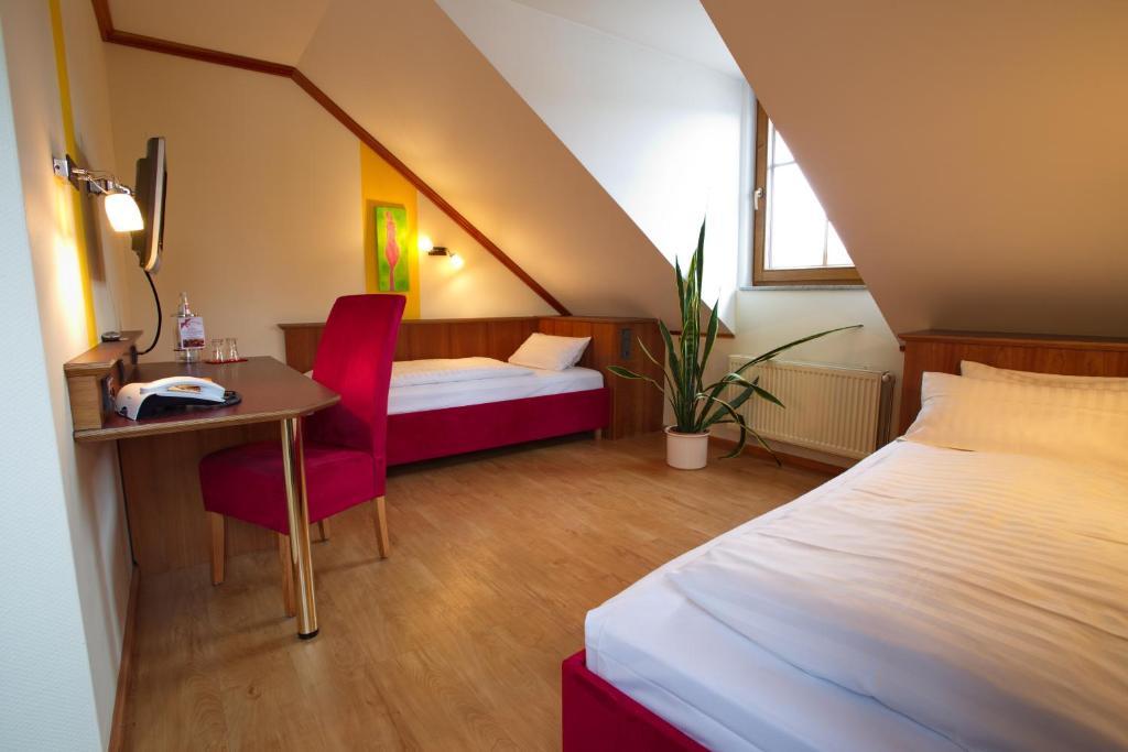 Hotel Deutsches Haus Hammelburg Ruang foto