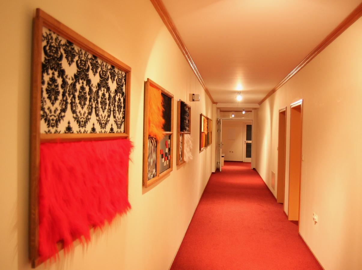 Hotel Deutsches Haus Hammelburg Bagian luar foto
